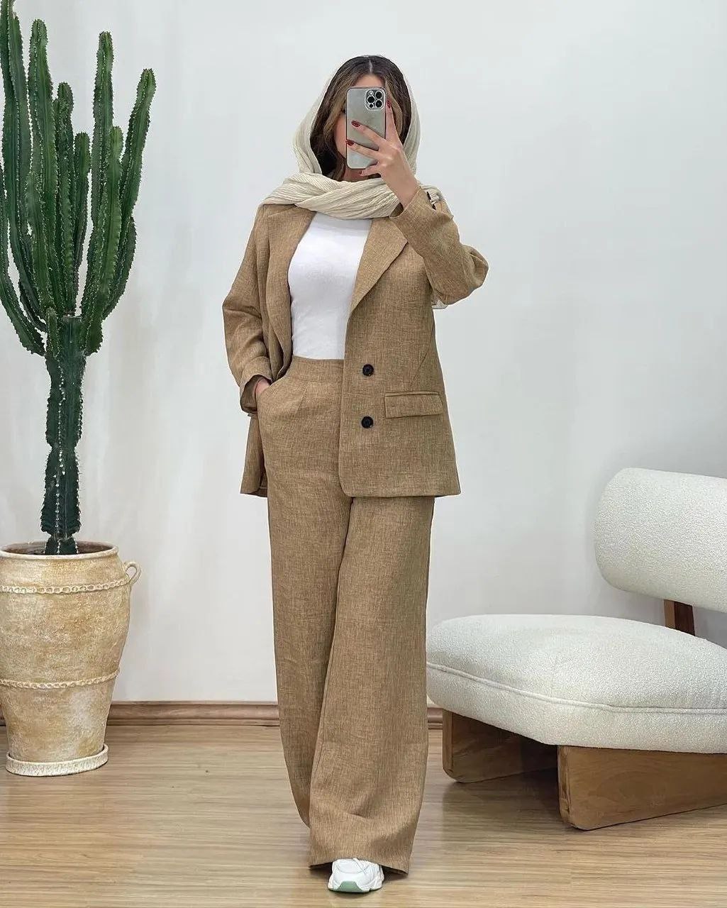 کت وشلوارفروردین